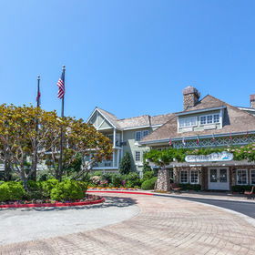 Carlsbad Inn Beach Resort