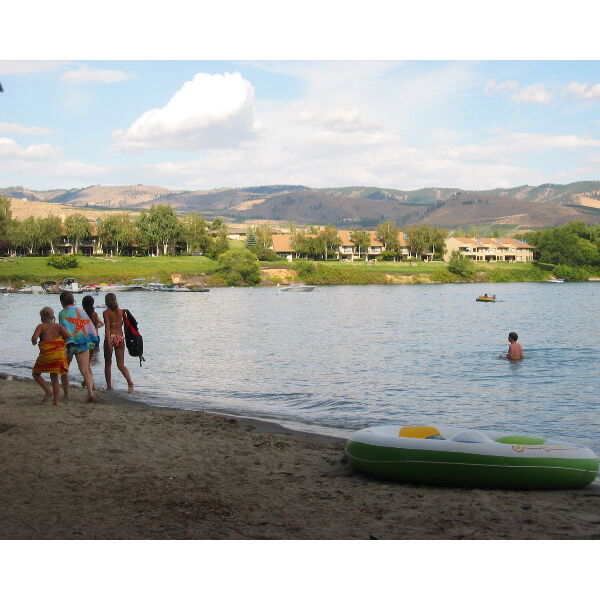 Wapato Point RedWeek