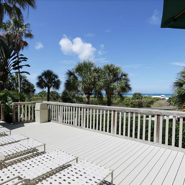 Club Regency at Marco Island RedWeek