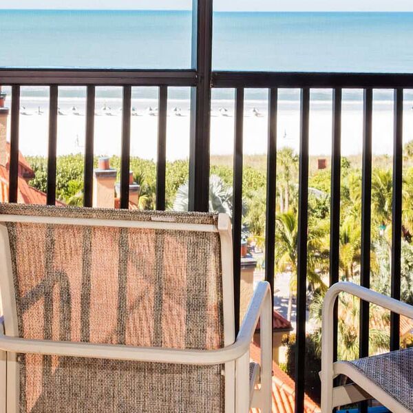 Eagle's Nest Beach Resort RedWeek