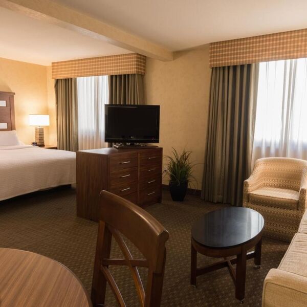 The Carriage House RedWeek