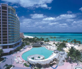 Wyndham Nassau Resort & Crystal Palace Casino - Pool