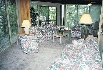 Room at the Treetop Village at Four Seasons, USA