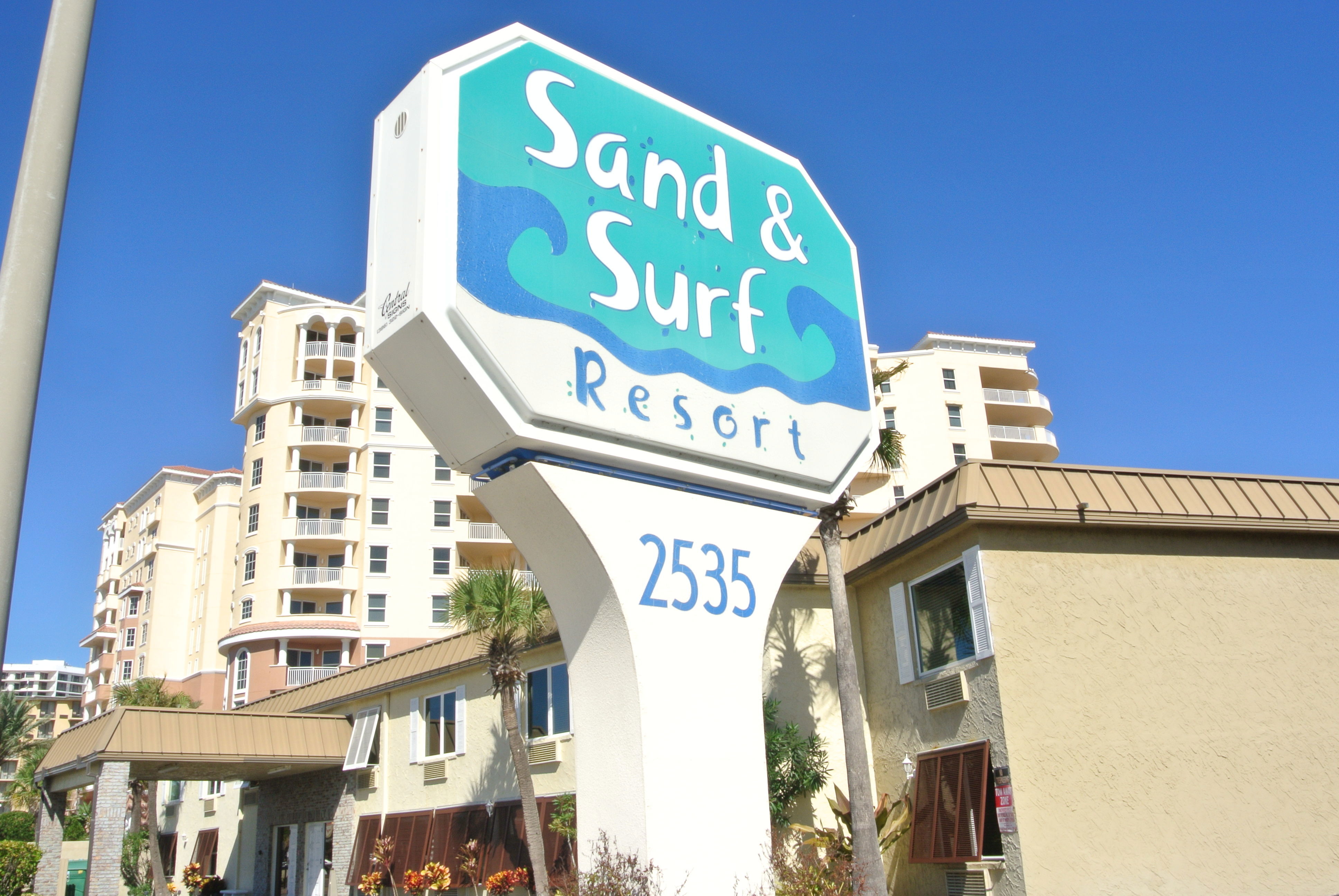 Sand and Surf Condominium RedWeek